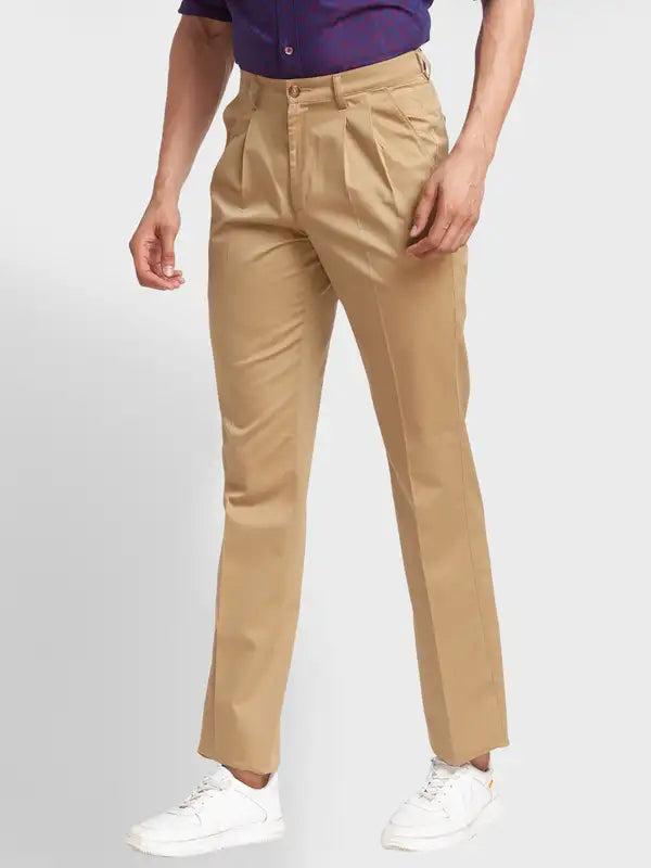 Men Regular Fit Green Chinos