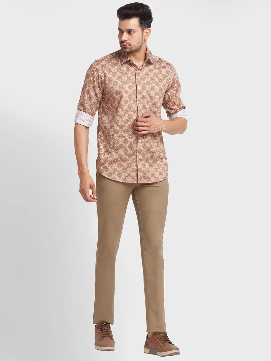 Men Regular Fit Green Chinos