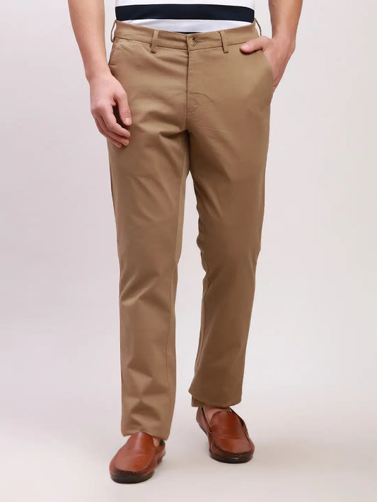 ColorPlus Men Green Solid Piece Dyed Nuvo Fit Cotton Blend Trouser