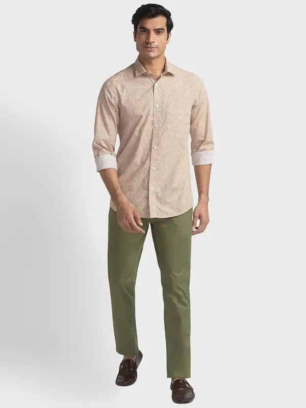 Men Contemporary Fit Fawn Chinos