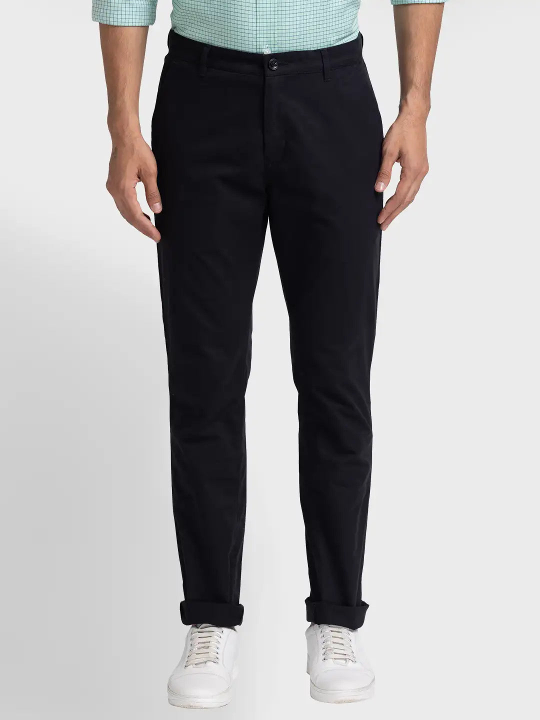 Men Green Contemporary Fit Solid Piece Dyed Cotton Blend Trouser