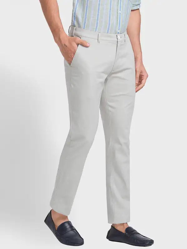 Men Nuvo Fit Khaki Trouser