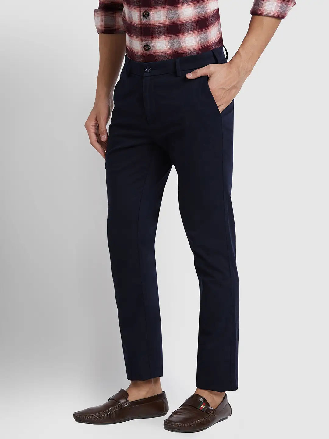 Men Blue Slim Fit Solid Piece Dyed Cotton Blend Trouser – MyRaymond