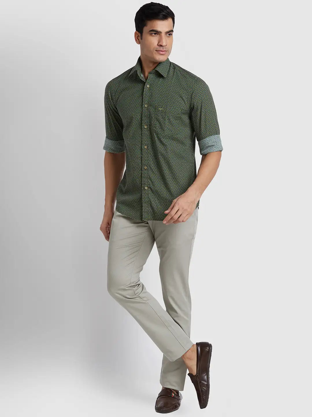 Men Super Slim Fit Flat Front Green Trouser