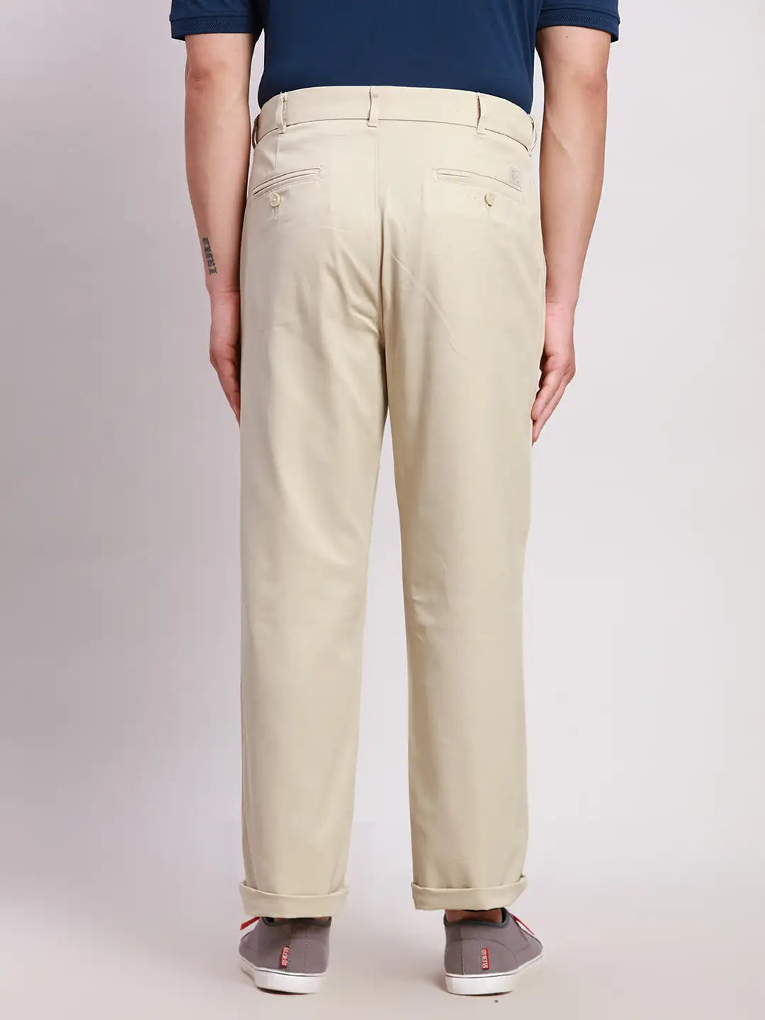 Men Grey Tailored Fit Solid Piece Dyed Cotton Trouser