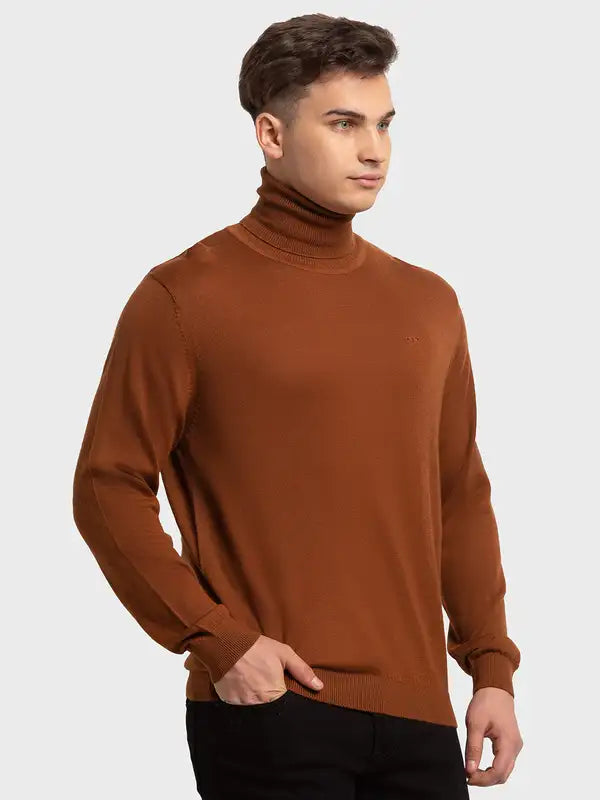 Men Tailored Fit Violet Sweater