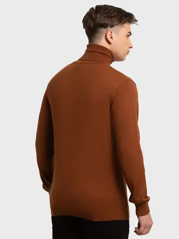 Men Tailored Fit Violet Sweater