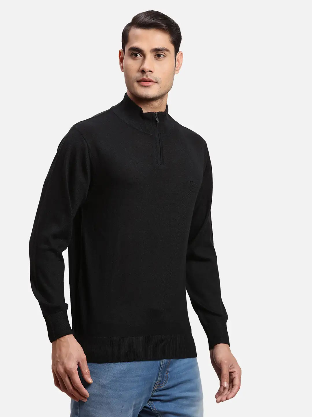 Colorplus Men Blue Solid Regular Fit Silk Blend Full Sleeve V Neck Sweaters