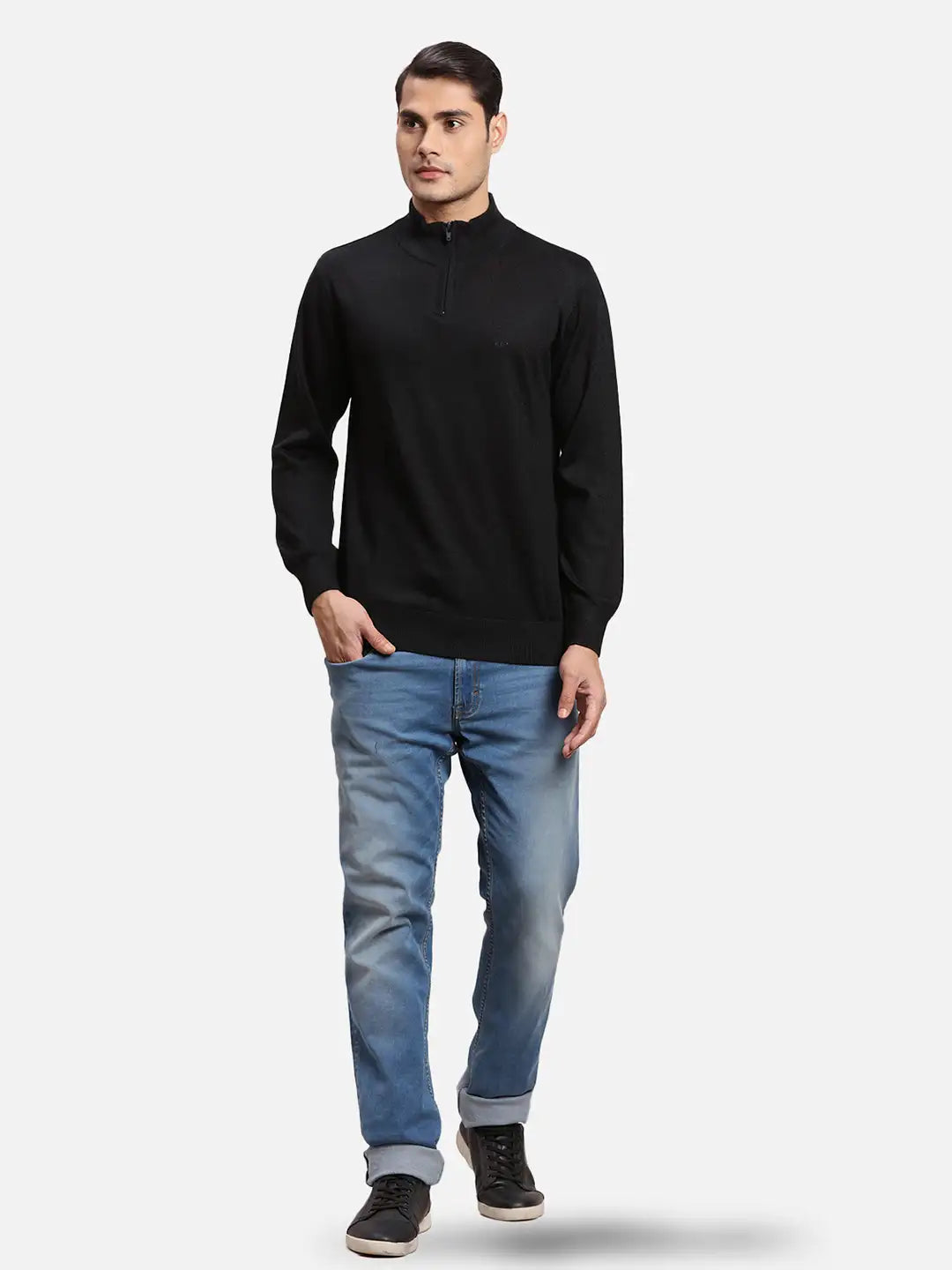 Colorplus Men Blue Solid Regular Fit Silk Blend Full Sleeve V Neck Sweaters
