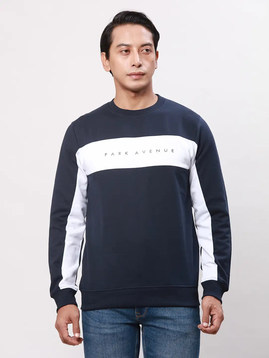 Park Avenue Men Red Print Slim Fit Cotton Blend Crew Neck Sweatshirt