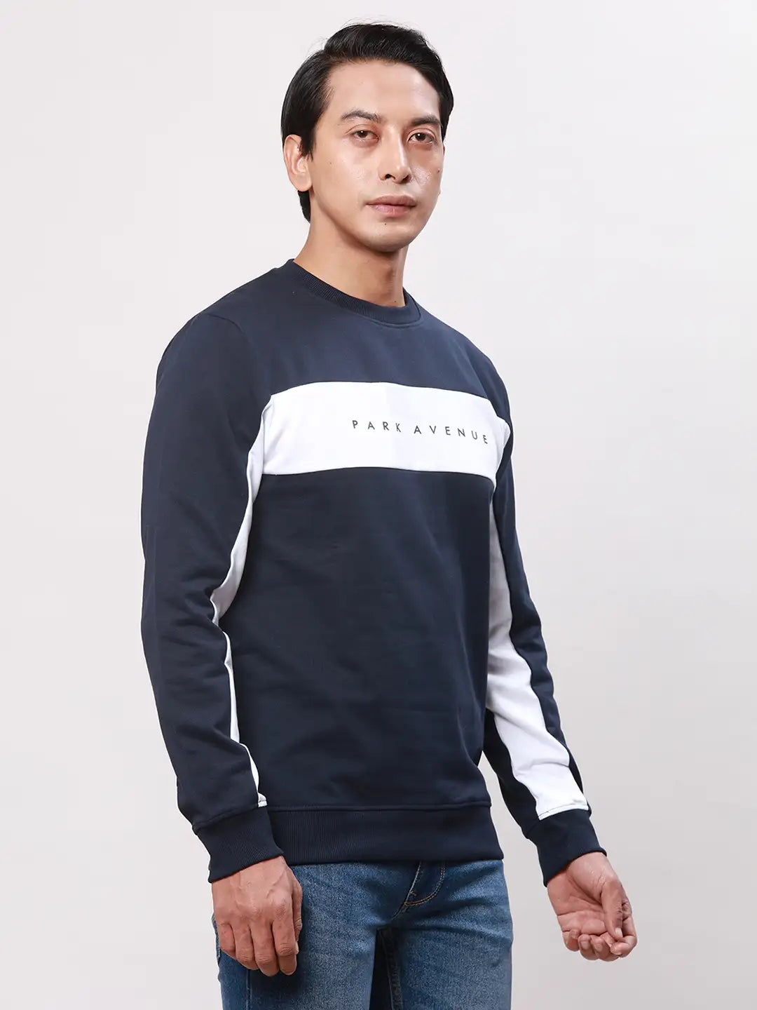 Park Avenue Men Red Print Slim Fit Cotton Blend Crew Neck Sweatshirt