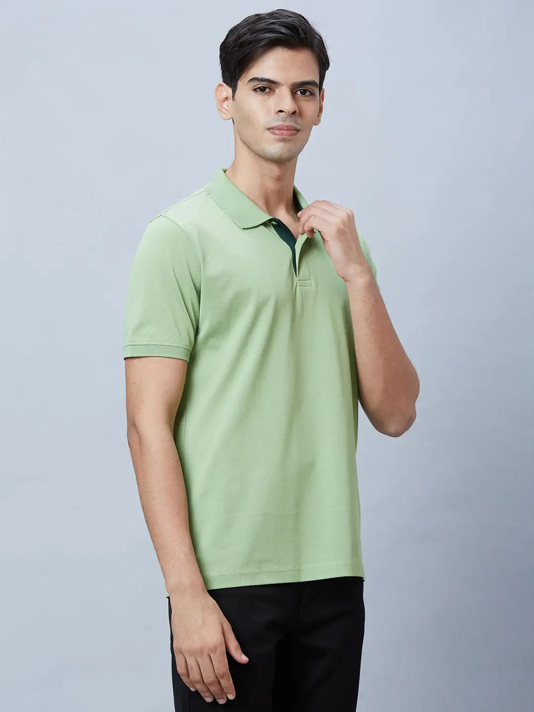 Men Red Slim Fit Solid Cotton T-Shirt
