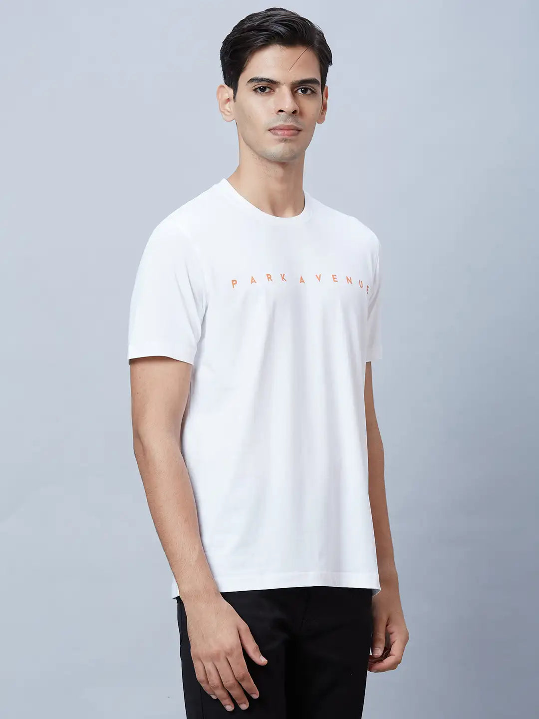 Men Grey Slim Fit Solid Cotton Blend T-Shirt