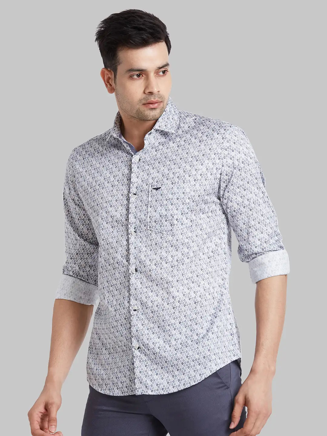 Men Grey Slim Fit Checks Cotton Shirts