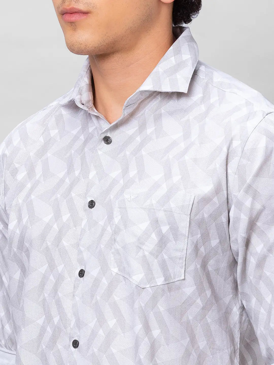 Park Avenue Men White Solid Slim Fit Cotton Shirts
