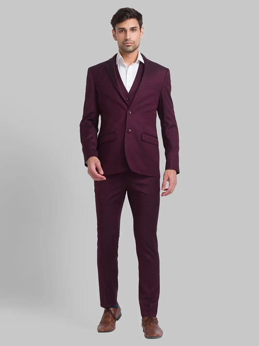 Elegant Park Avenue Suits Sophisticated Fashion at Raymond MyRaymond