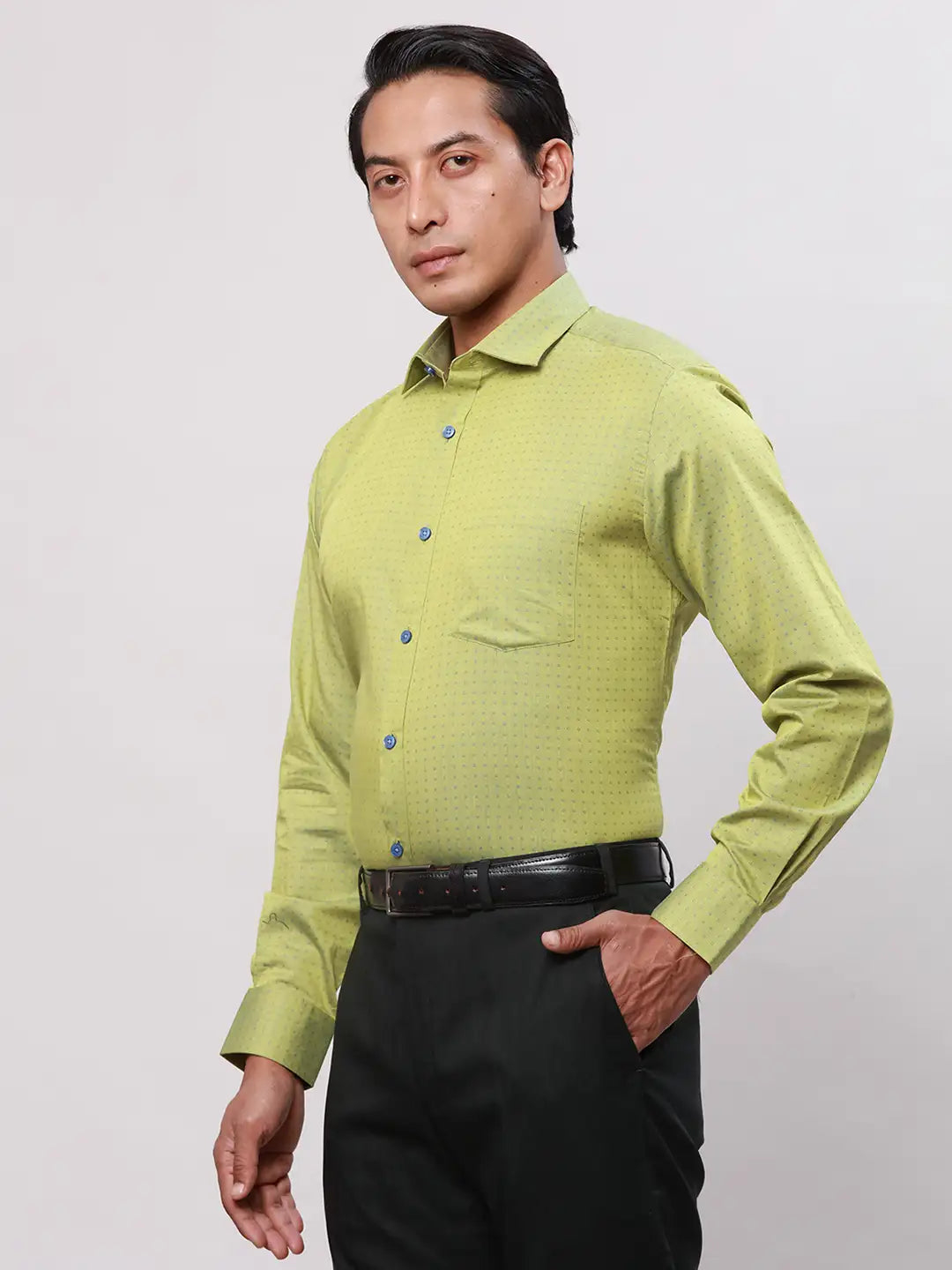 Park Avenue Men White Solid Slim Fit Cotton Blend Wing Collar Shirt