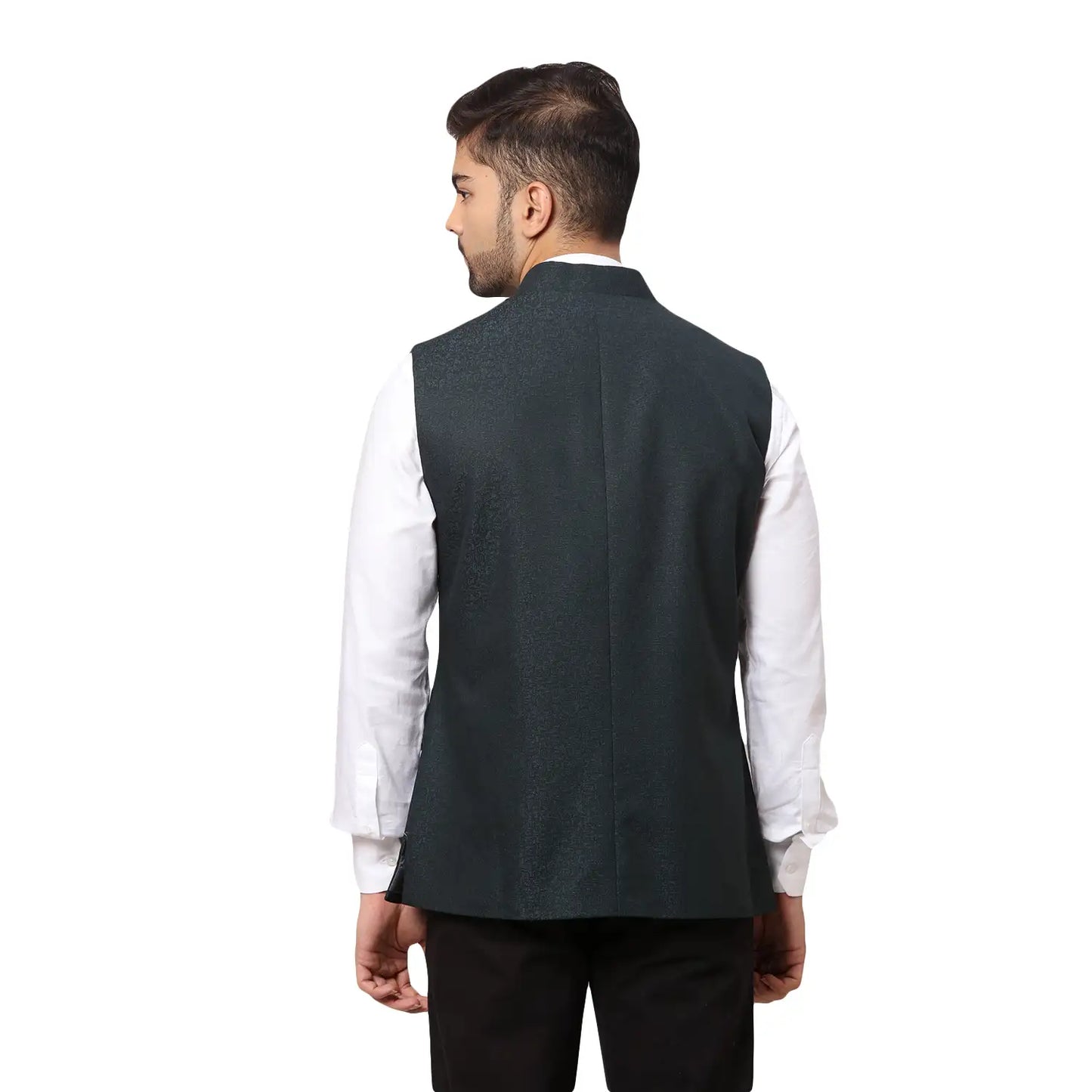Men Slim Fit Maroon Bundi