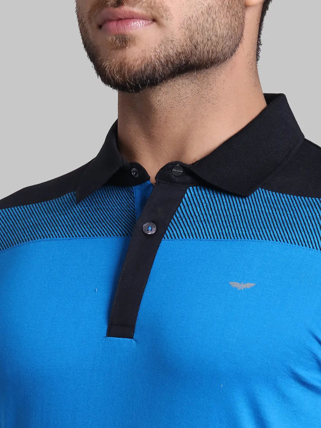 Men Slim Fit  Green T-Shirt
