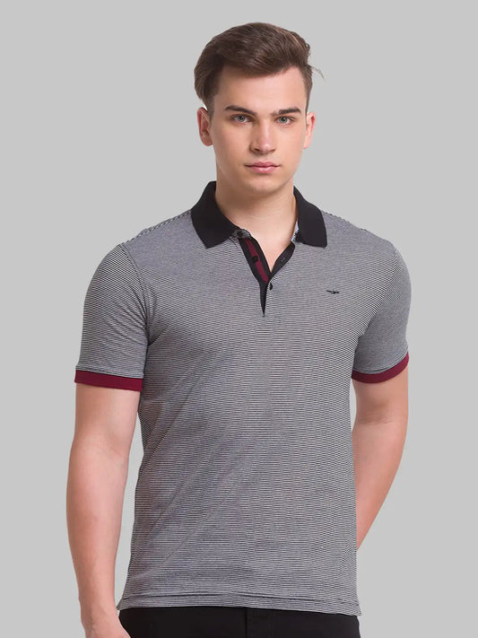 Men Slim Fit Green T-Shirt & Polo