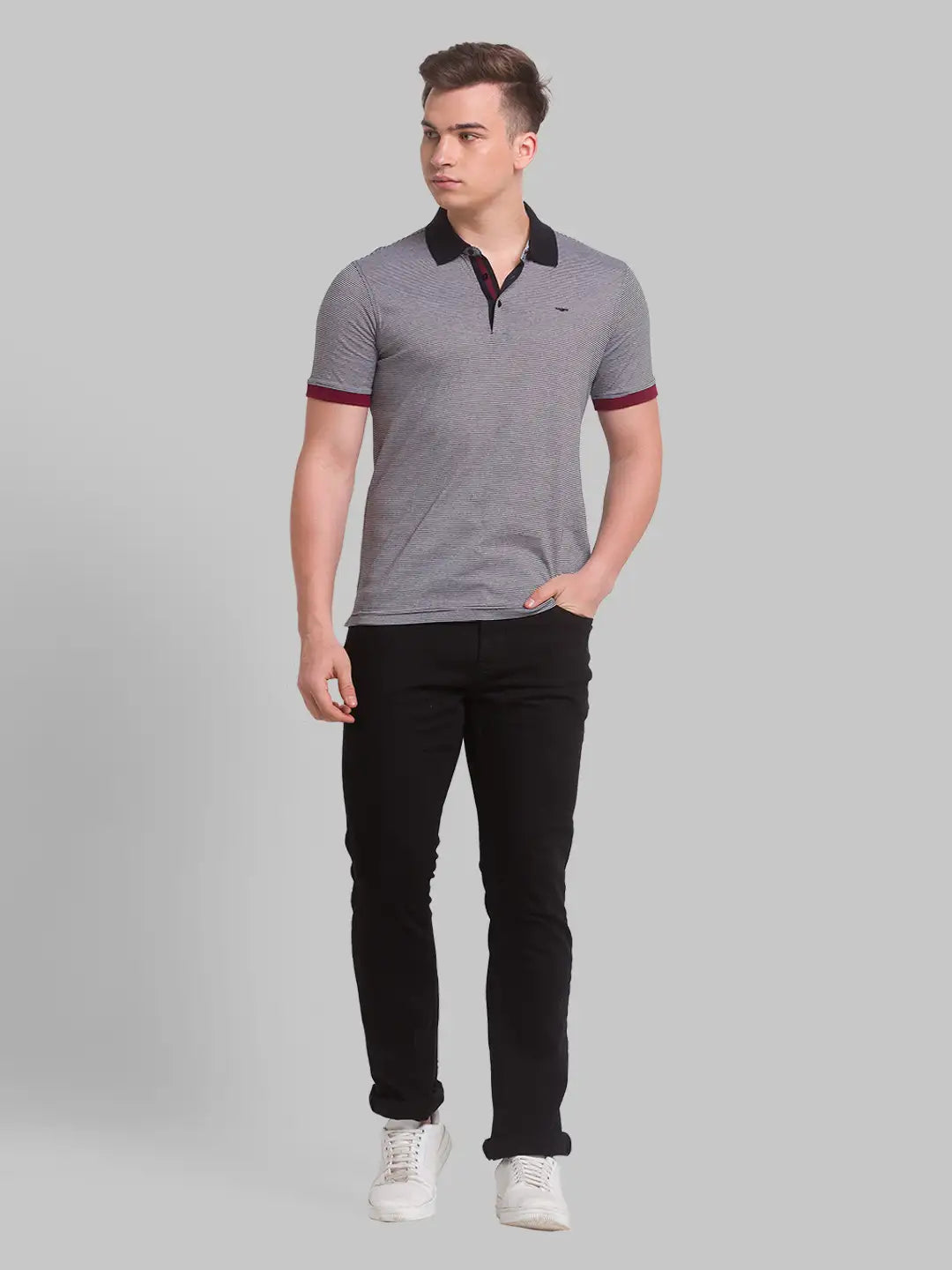 Men Slim Fit Green T-Shirt & Polo