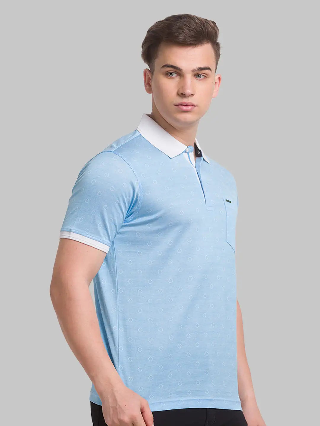 Men Slim Fit Green T-Shirt & Polo