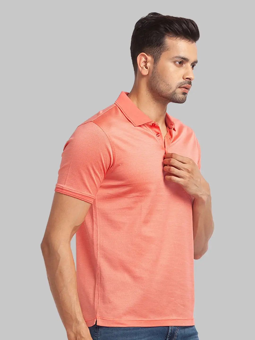 Men Slim Fit Violet T-Shirt & Polo