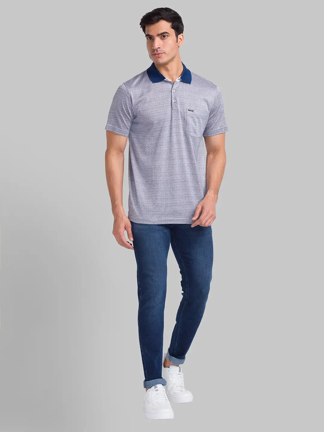 Park Avenue Men Blue Structure Jacquard Slim Fit Cotton Blend T-Shirt