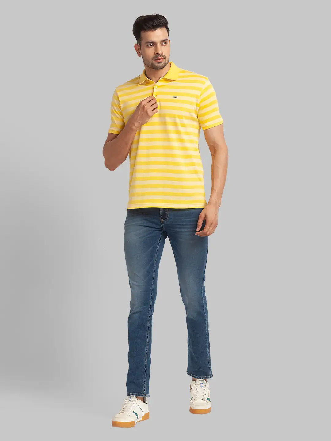 Men Slim Fit Black T-Shirt & Polo