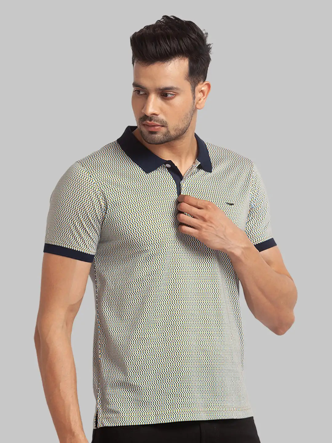 Men Slim Fit Blue T-Shirt & Polo