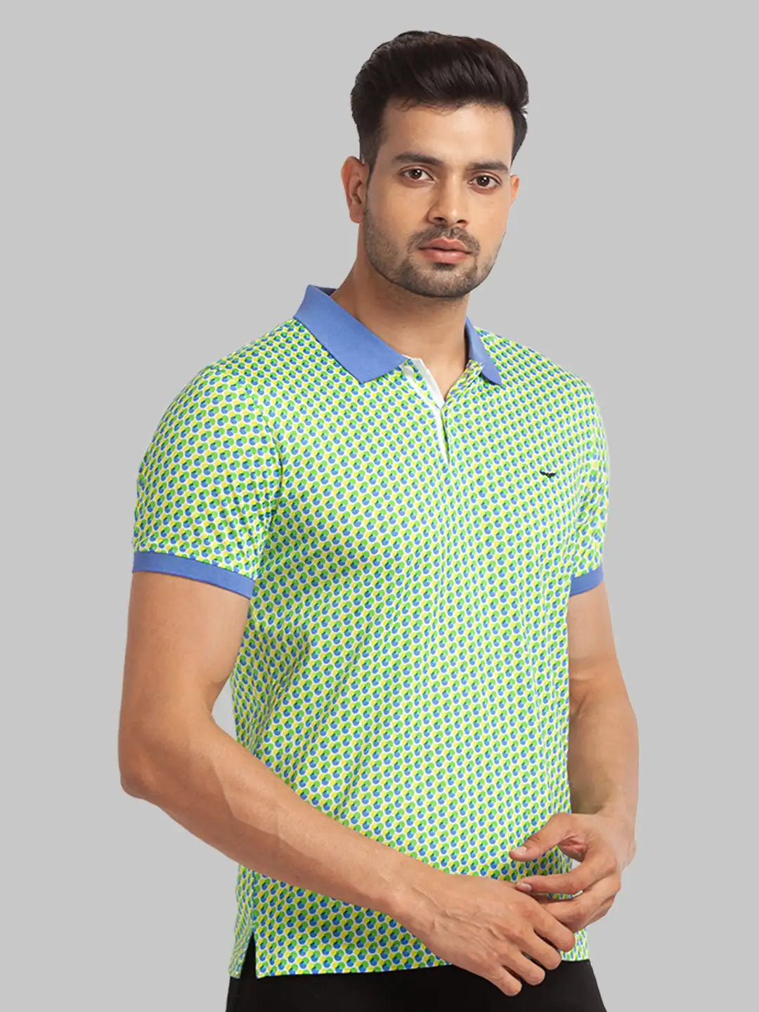 Men Slim Fit Red T-Shirt & Polo