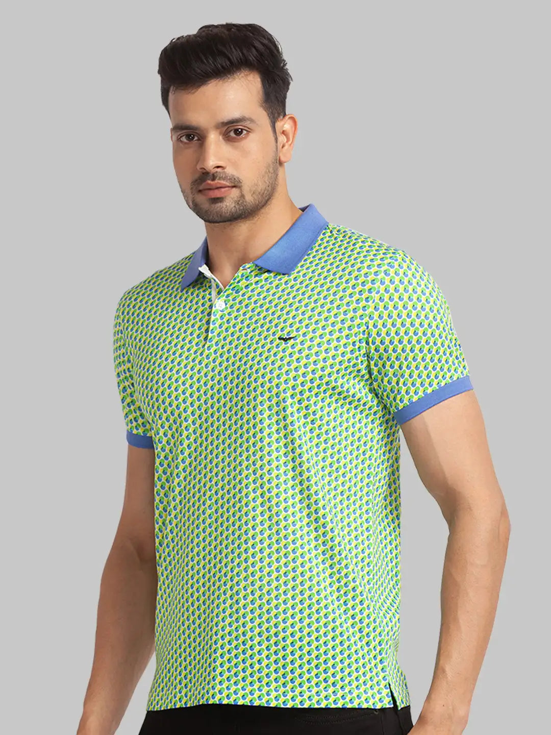 Men Slim Fit Red T-Shirt & Polo