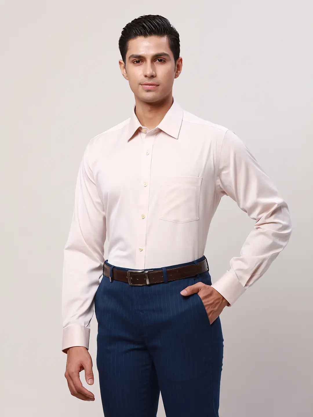 Park Avenue Men Grey Solid Regular Fit Cotton Full Sleeve Ainsley Collar Shirt