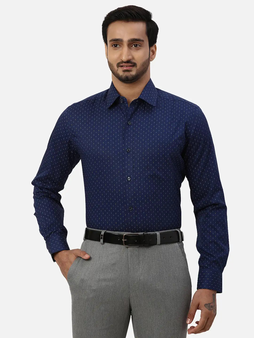 Men Regular Fit Black Shirt