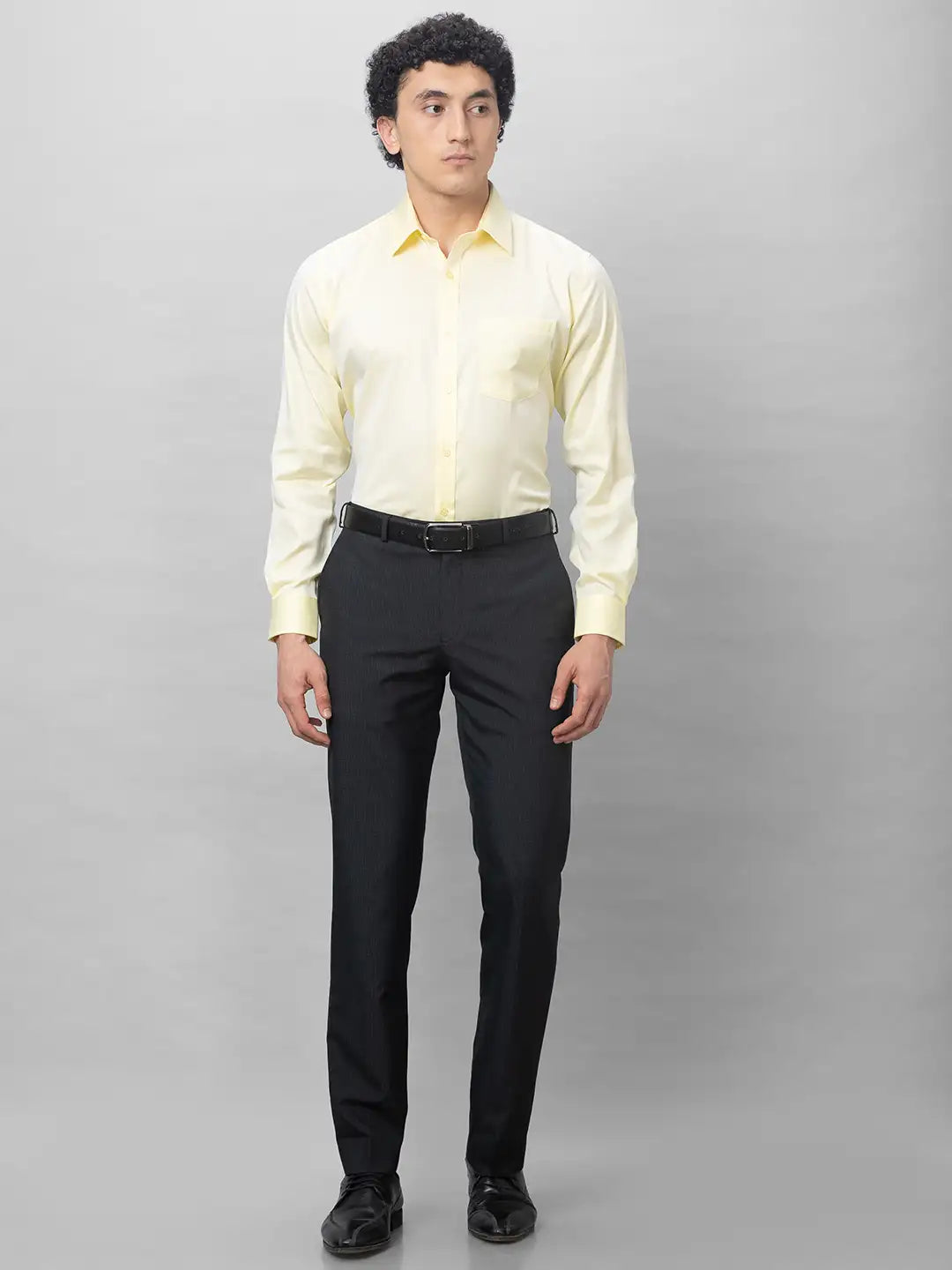 Park Avenue Men Yellow Checks Regular Fit Cotton Full Sleeve Ainsley Collar Shirt