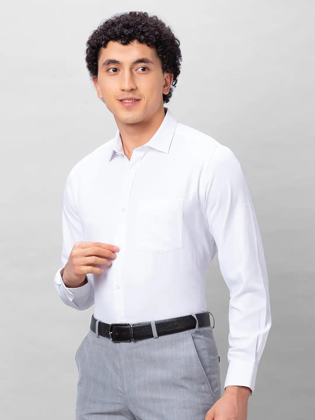 Park Avenue Men Fawn Solid Regular Fit Cotton Full Sleeve Ainsley Collar Shirt