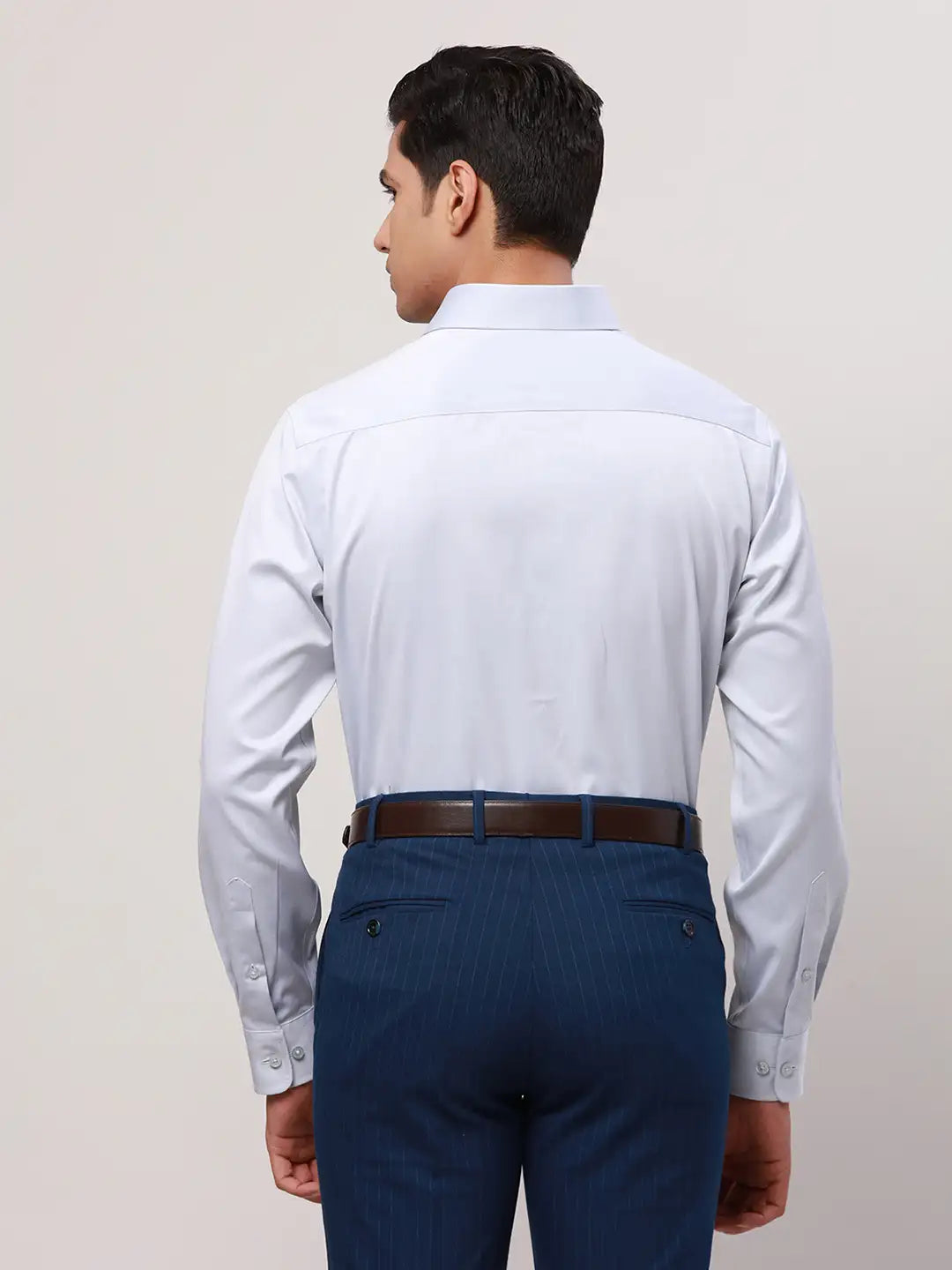 Park Avenue Men White Solid Regular Fit Cotton Full Sleeve Ainsley Collar Shirt