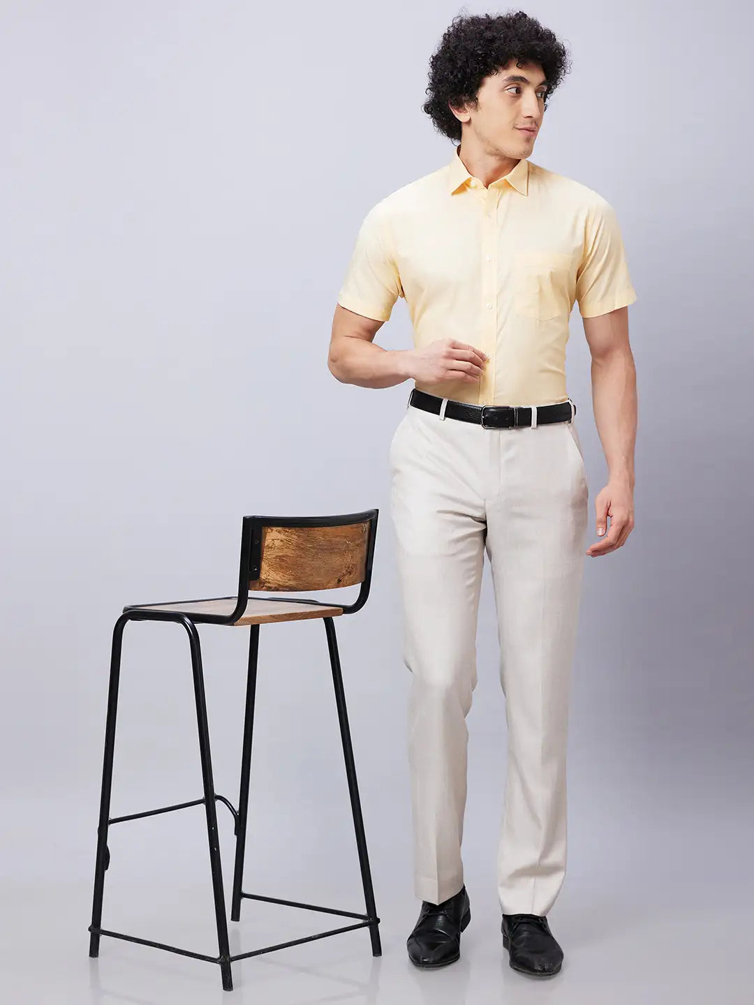 park avenue Men Fawn Structure Slim Fit Cotton Shirts