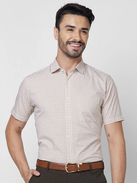 Park Avenue Men Red Checks Regular Fit Cotton Half Sleeve Ainsley Collar Shirt