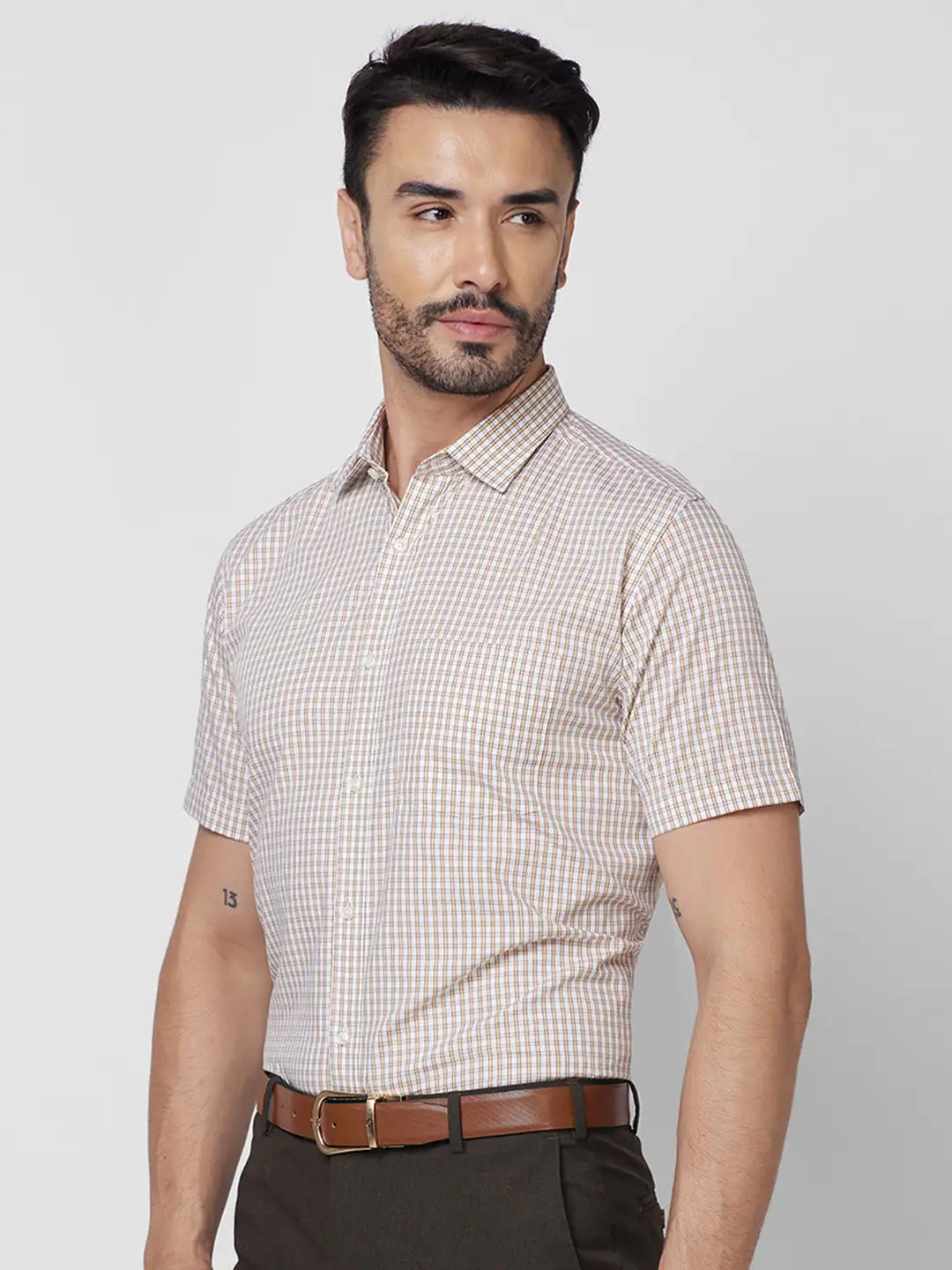 Park Avenue Men Red Checks Regular Fit Cotton Half Sleeve Ainsley Collar Shirt