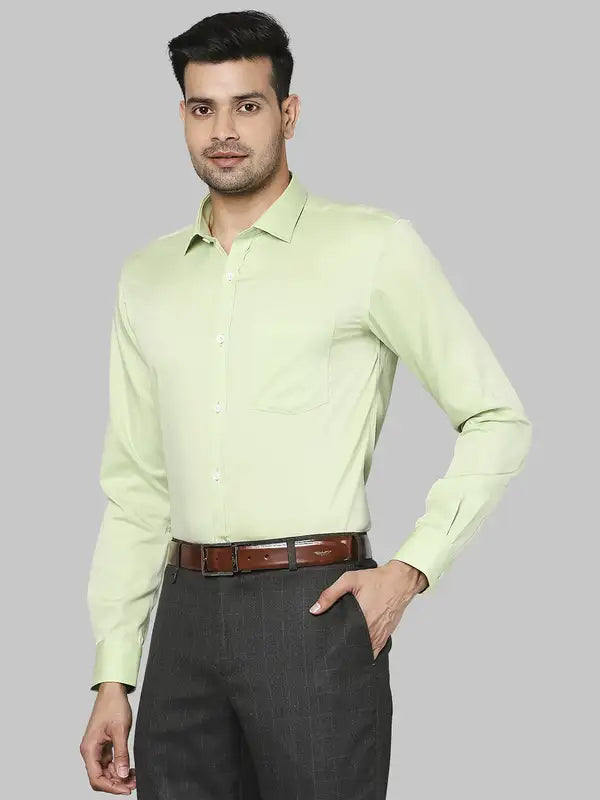 Men Slim Fit Green Shirt