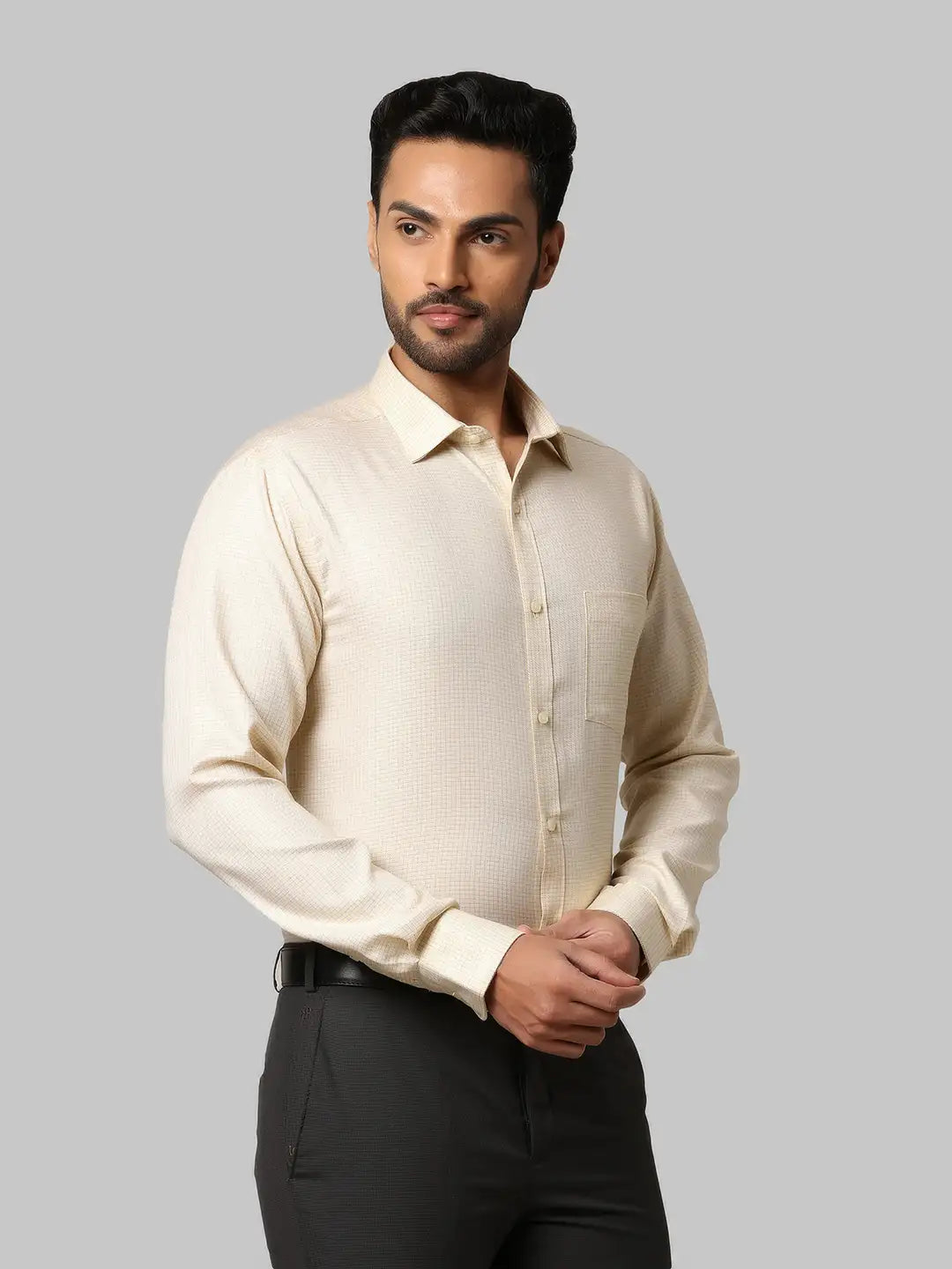 Men Slim Fit Pink Shirt