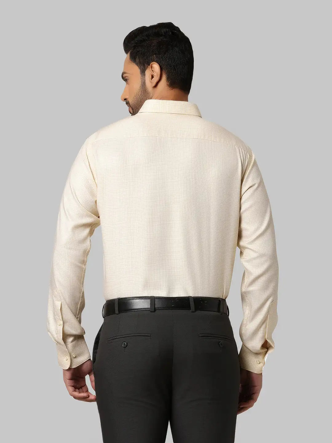 Men Slim Fit Pink Shirt
