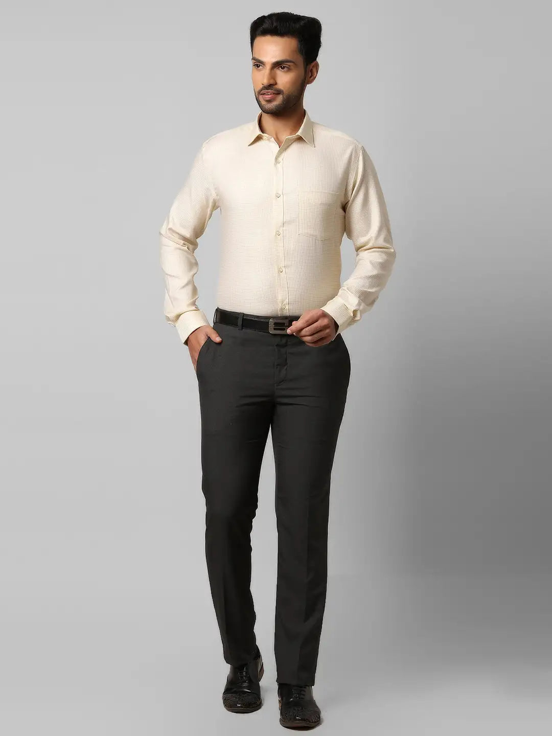 Men Slim Fit Pink Shirt