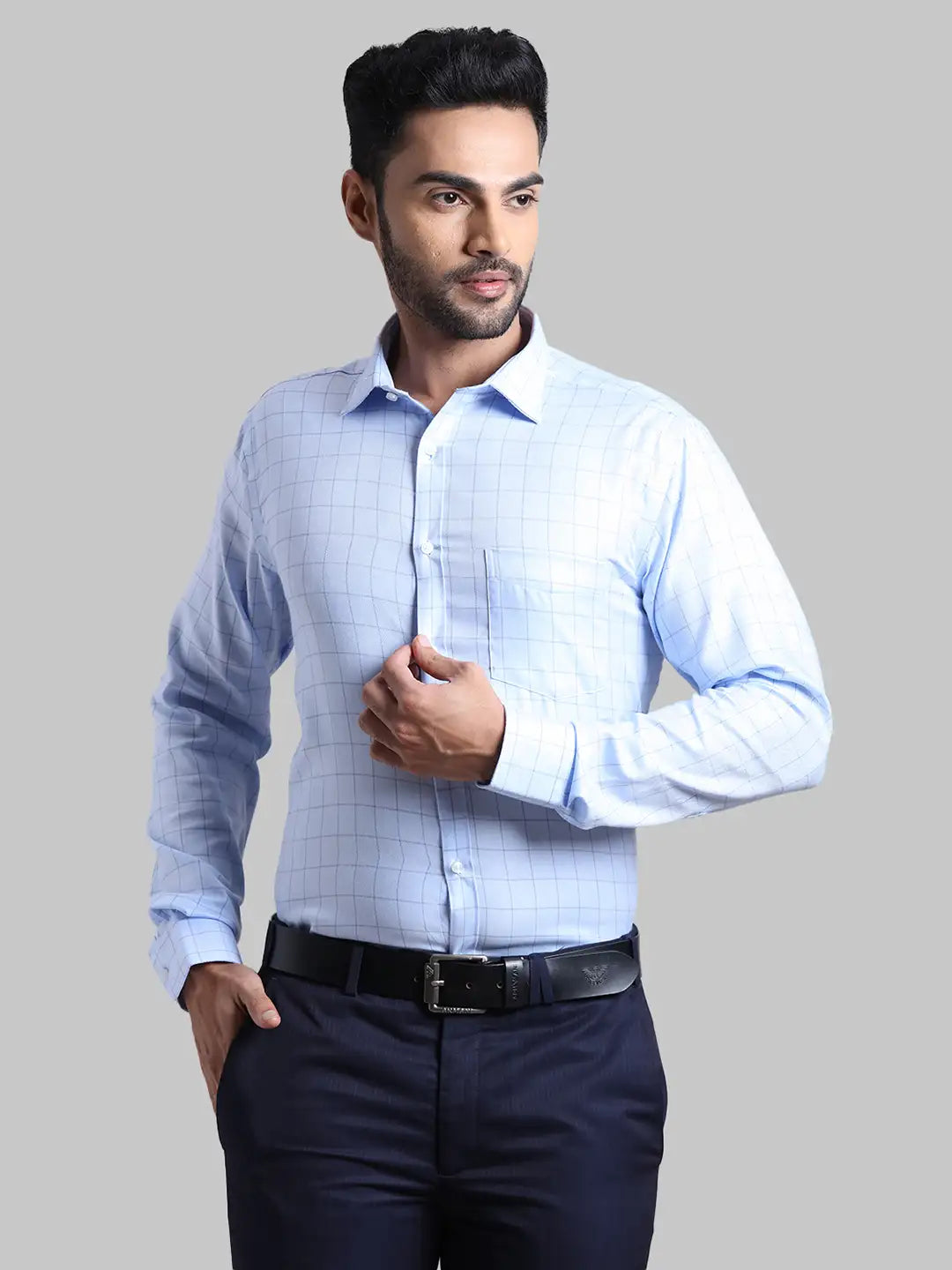 Men Tailored Fit  Blue T-Shirt