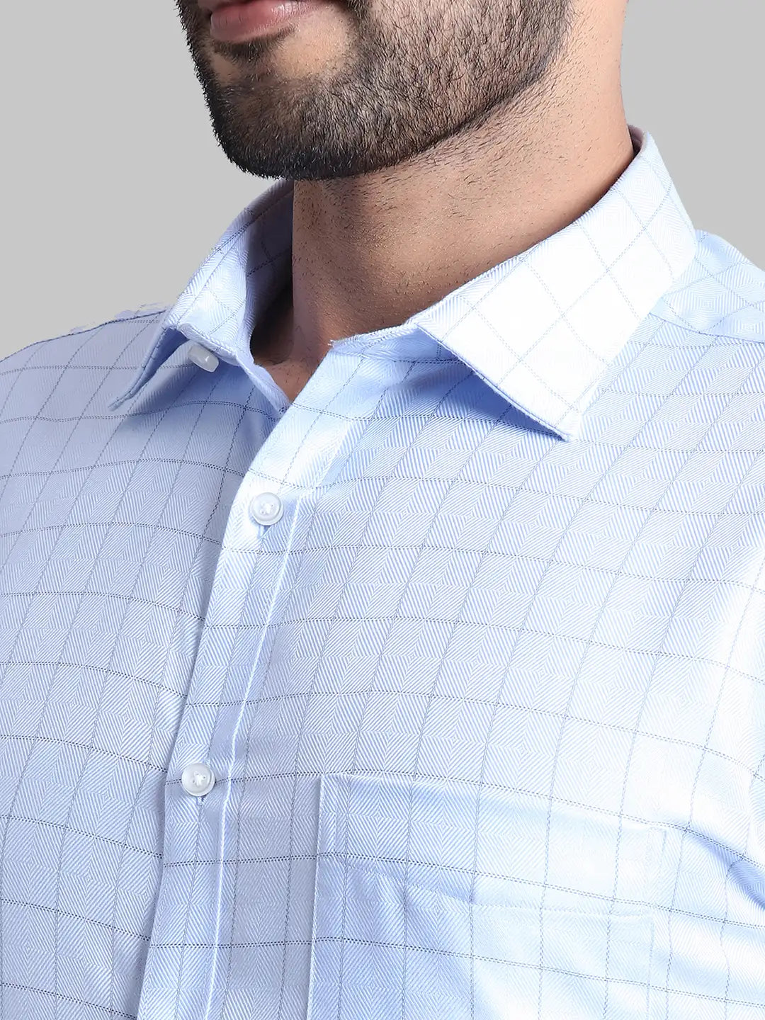 Men Tailored Fit  Blue T-Shirt