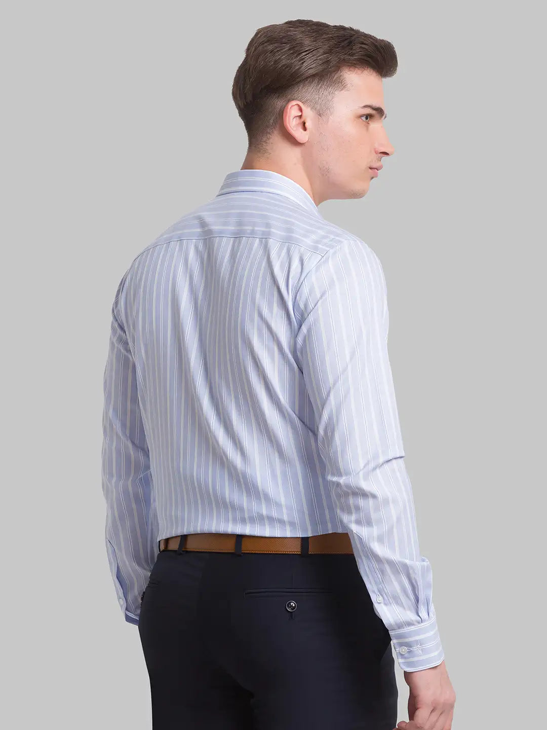 Men Slim Fit Pink Shirt