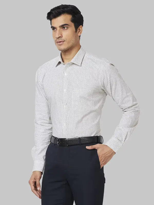 Men Slim Fit Grey Shirt