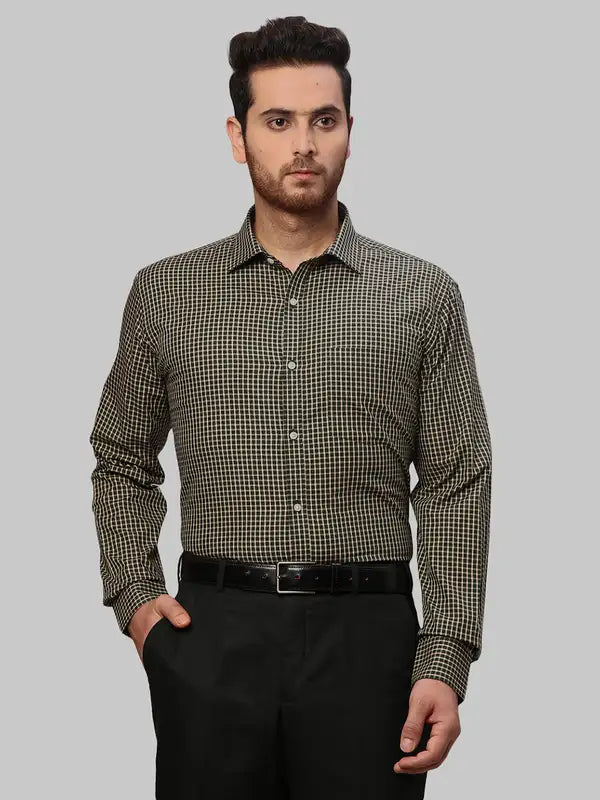 Men Slim Fit Brown Shirt
