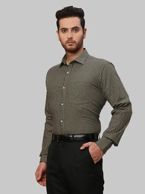 Men Slim Fit Brown Shirt